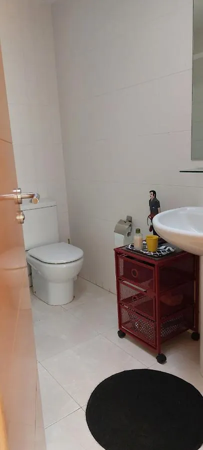 Cozy Room Near Las Teresitas Beach 圣克鲁斯-德特内里费 住宿加早餐酒店