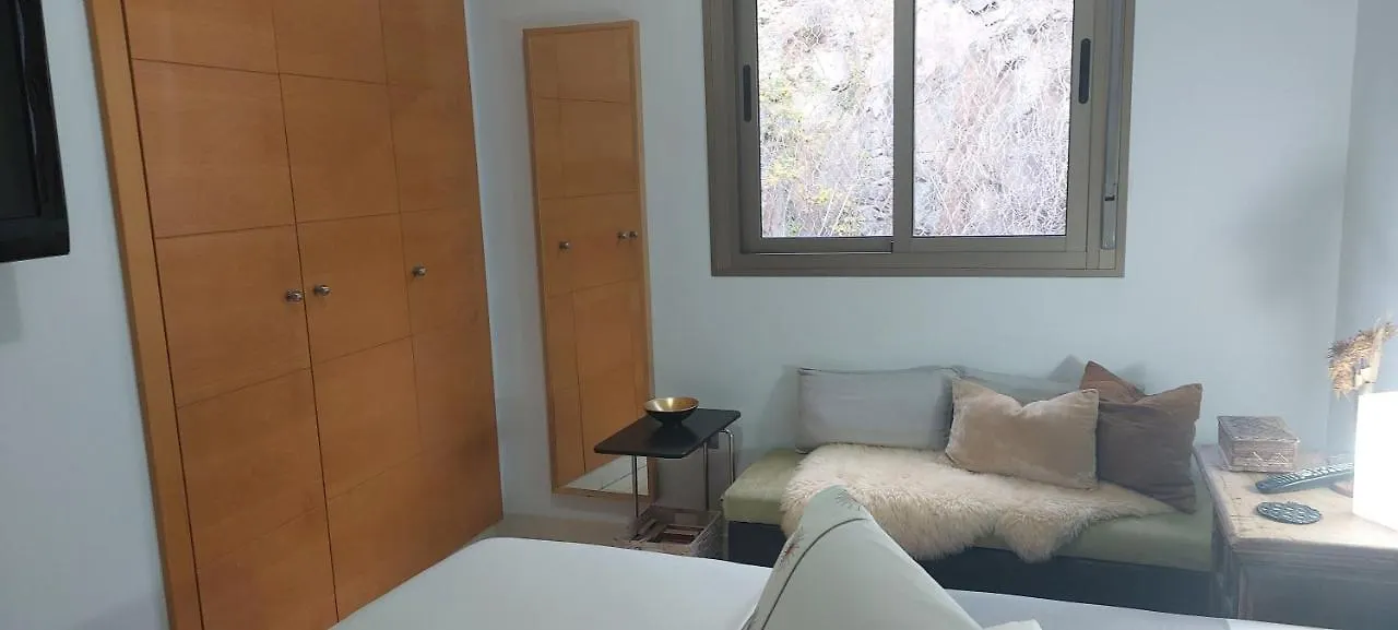 Cozy Room Near Las Teresitas Beach 圣克鲁斯-德特内里费